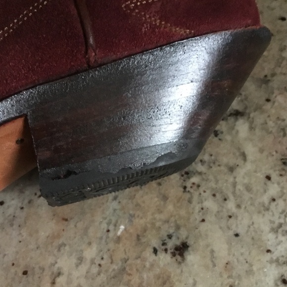 Sendra Suede Embroidered Western Cowboy Boots - Picture 11 of 16